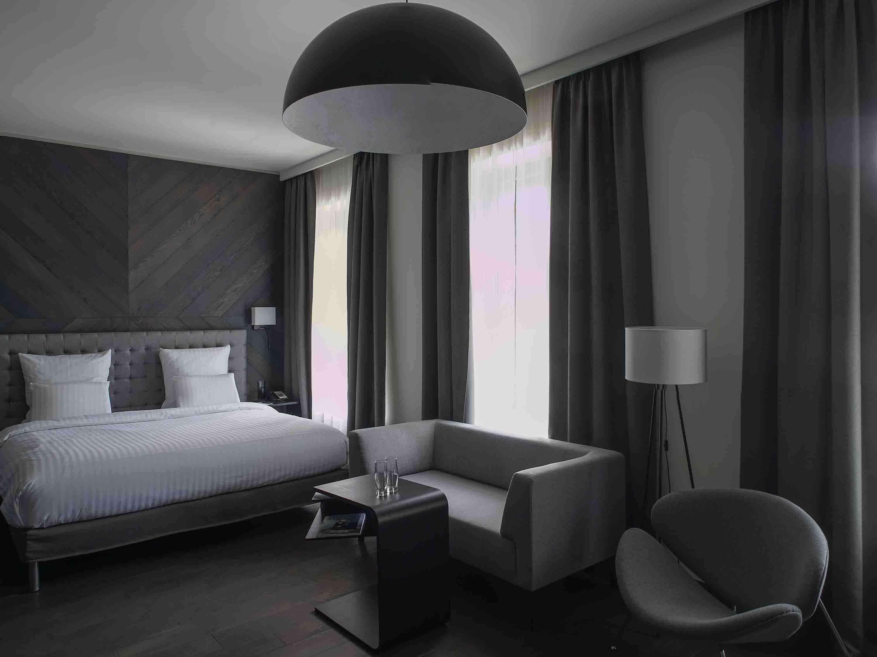 พูลแมน ริกา โอลด์ ทาวน์ Hotel รีกา ภายนอก รูปภาพ A room at the hotel