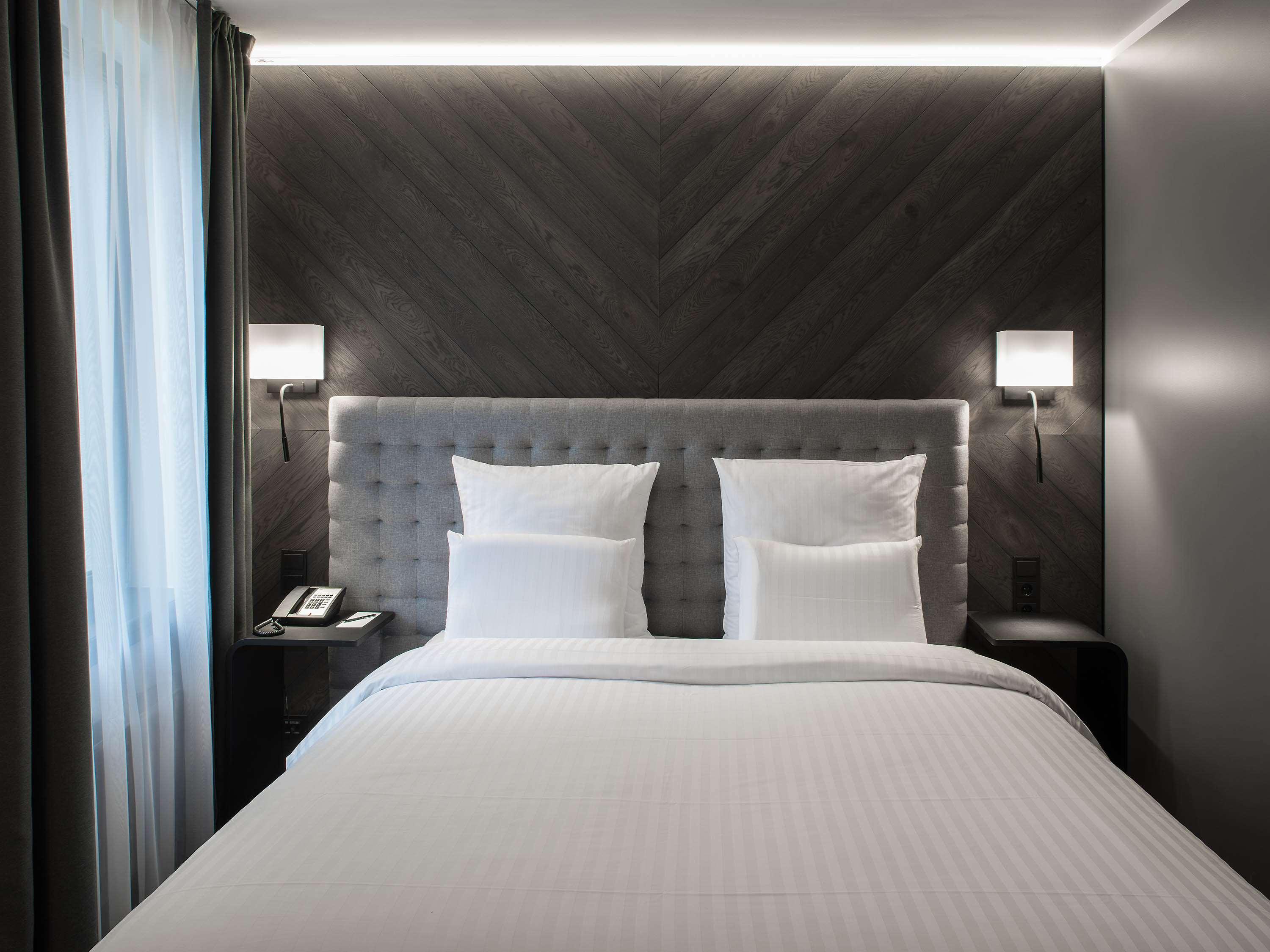 พูลแมน ริกา โอลด์ ทาวน์ Hotel รีกา ภายนอก รูปภาพ A room at the hotel