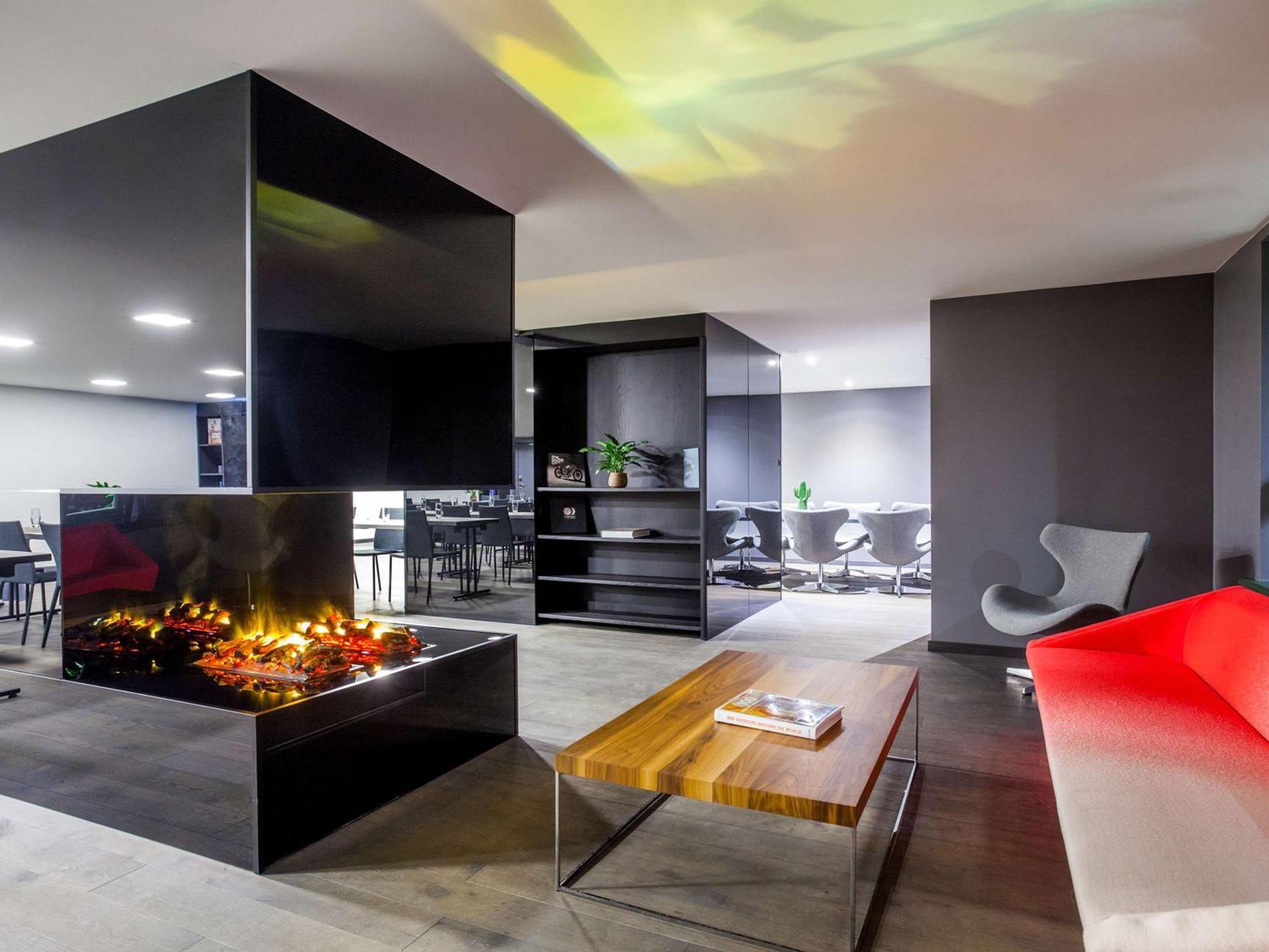 พูลแมน ริกา โอลด์ ทาวน์ Hotel รีกา ภายนอก รูปภาพ Office interior